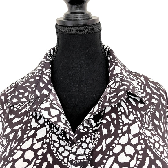 NWT - Oversized Shirt Dress. By Glamorous (PtP = 30") - Picture 8 of 16